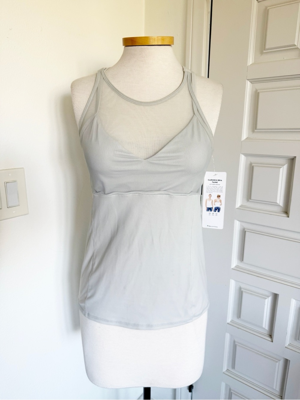 ALO Yoga Carmen Bra Tank Top Vapor Light Grey Gray Mesh-Panel Size Large